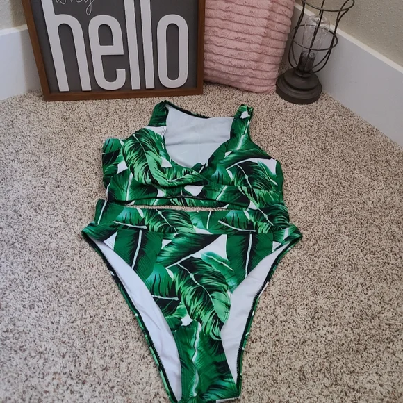 Swim | Womens Tropical Print 2 Piece Swim Suit Size Xxl | Poshmark